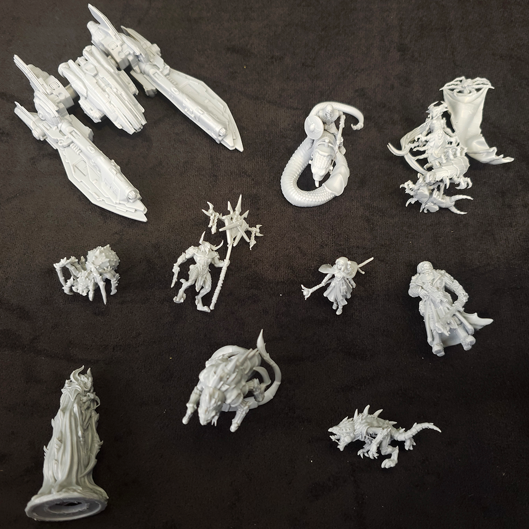 Fantasy & Sci-Fi Miniatures Mystery Box