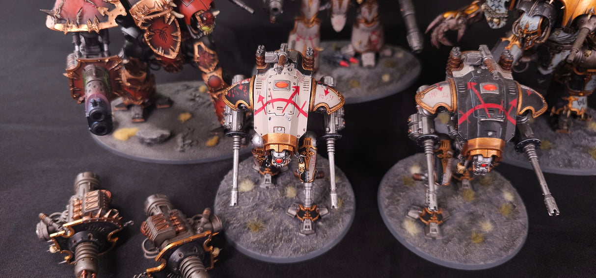 Warhammer 40,000 - Chaos Knights - Beautifully Painted Knight Army