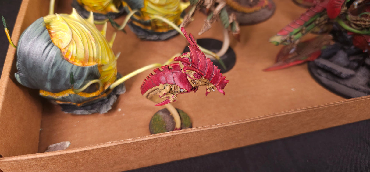 Warhammer 40,000 - Tyranids - Winged Hive Tyrant & Custom Models
