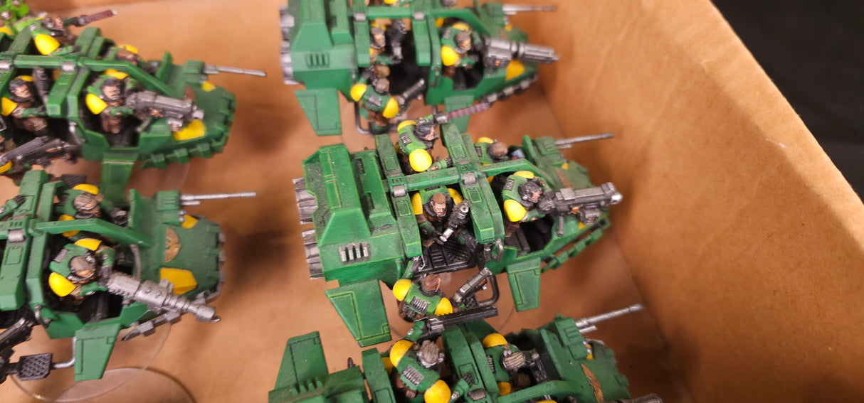 Warhammer 40,000 - Space Marines - Sentinels of the Forge Land Speeder & Centurion Lot