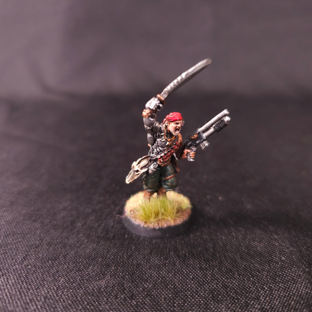 Warhammer 40,000 - Astra Militarum - Painted Catachan Army with Iron Hand Straken