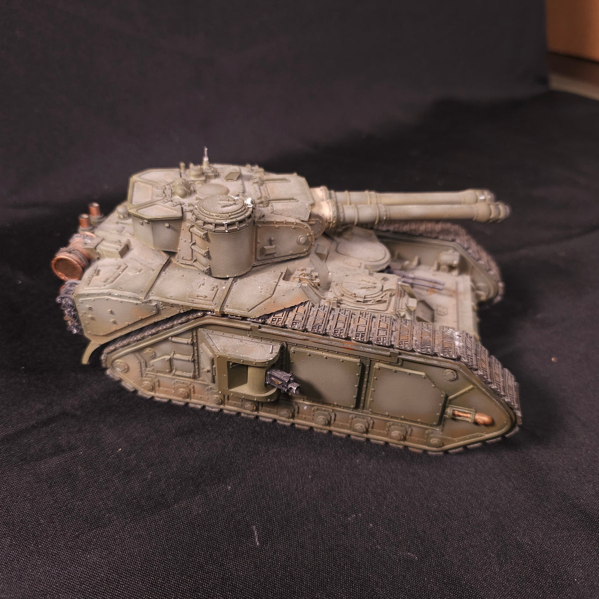 Warhammer 40,000 - Astra Militarum - Forge World Macharius Vanquisher Heavy Tank