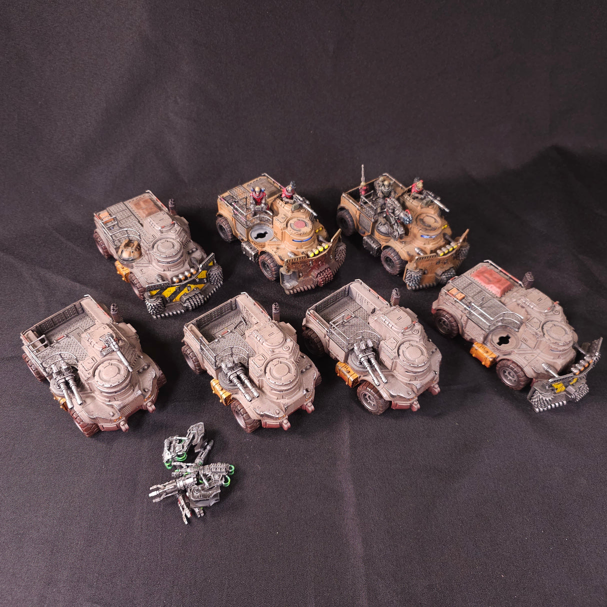 Warhammer 40,000 - Genestealer Cults - Painted Goliath Truck & Rockgrinder Vehicle Lot