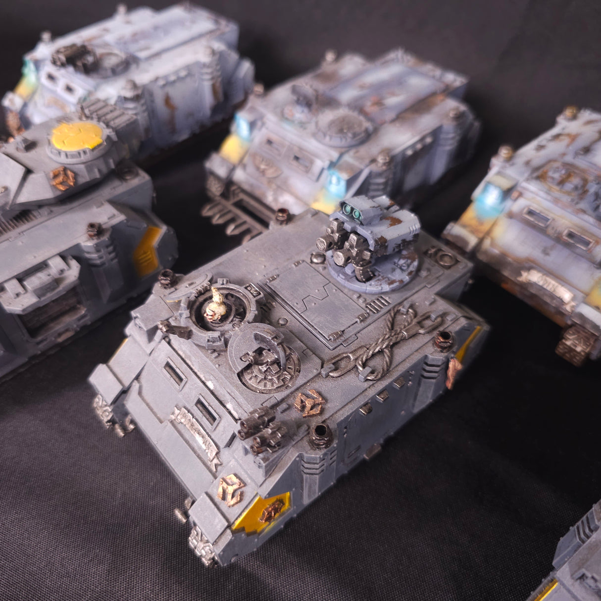 Warhammer 40,000 - Space Wolves - Painted Rhino, Razorback & Predator Vehicle Lot