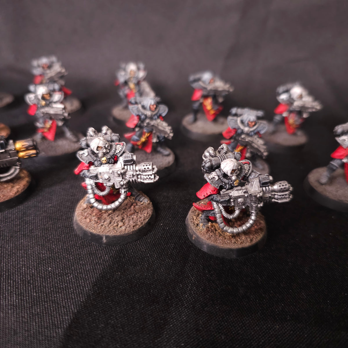 Warhammer 40,000 - Sisters of Battle - 28-Model Classic OOP Metal Infantry Force with Banner