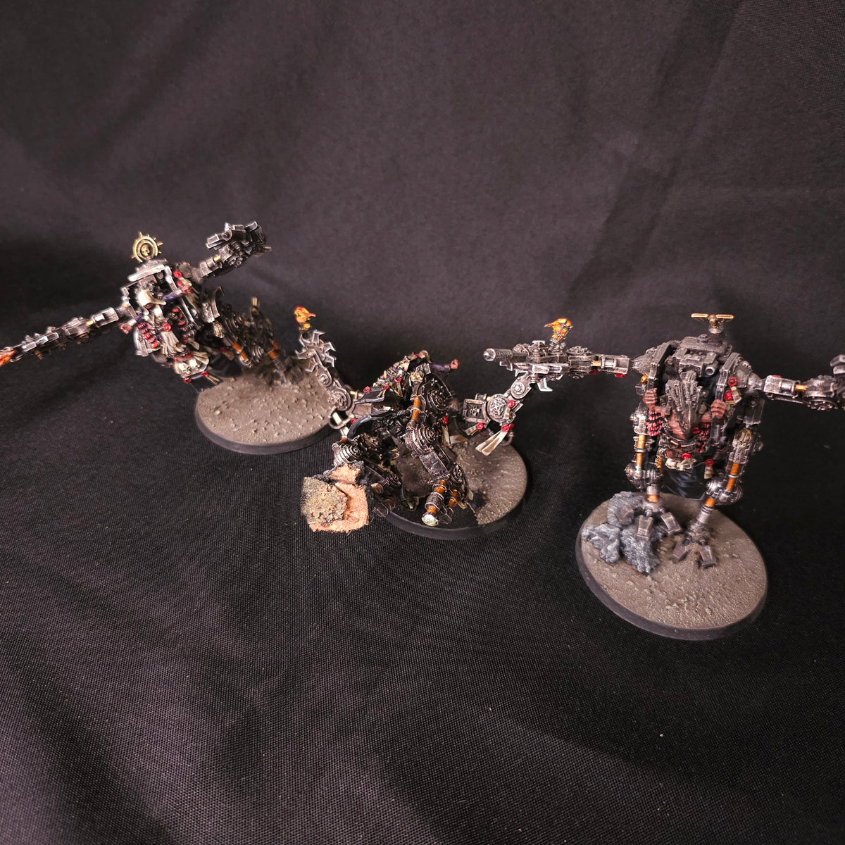 Warhammer 40,000 - Adepta Sororitas - Painted OOP Metal Penitent Engines