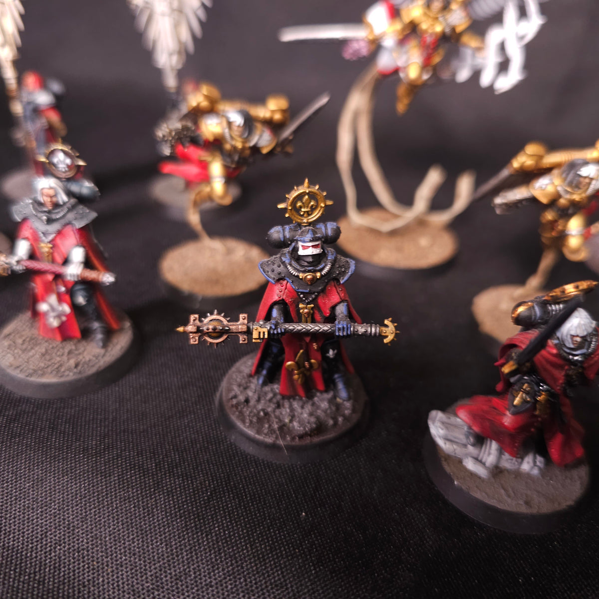 Warhammer 40,000 - Adepta Sororitas - Painted Character Collection with Saint Celestine