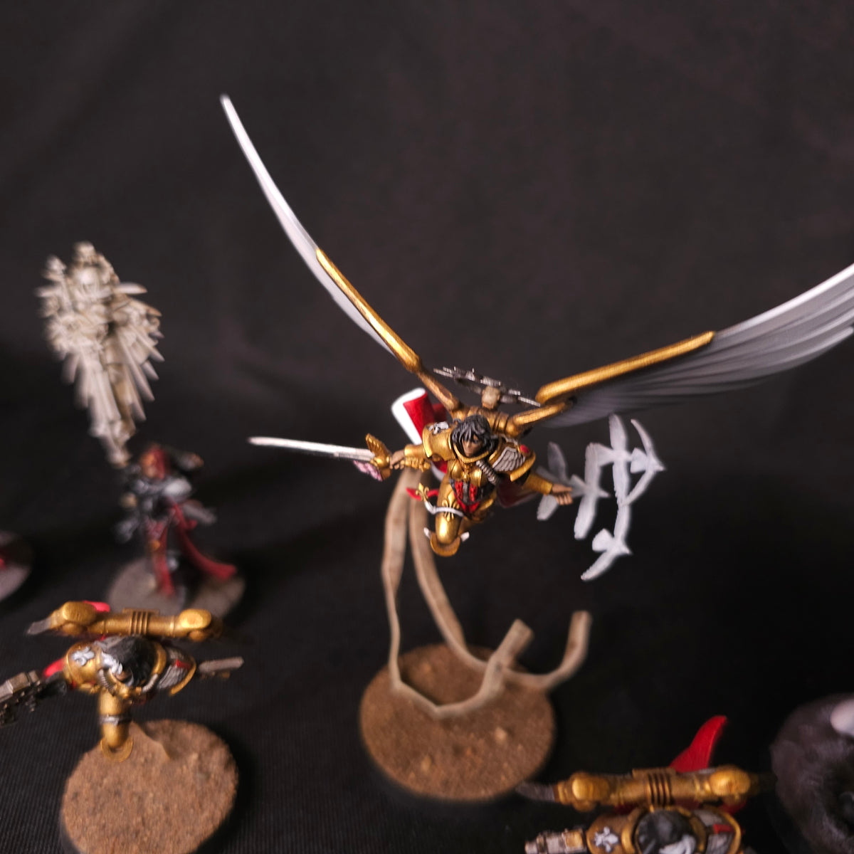 Warhammer 40,000 - Adepta Sororitas - Painted Character Collection with Saint Celestine