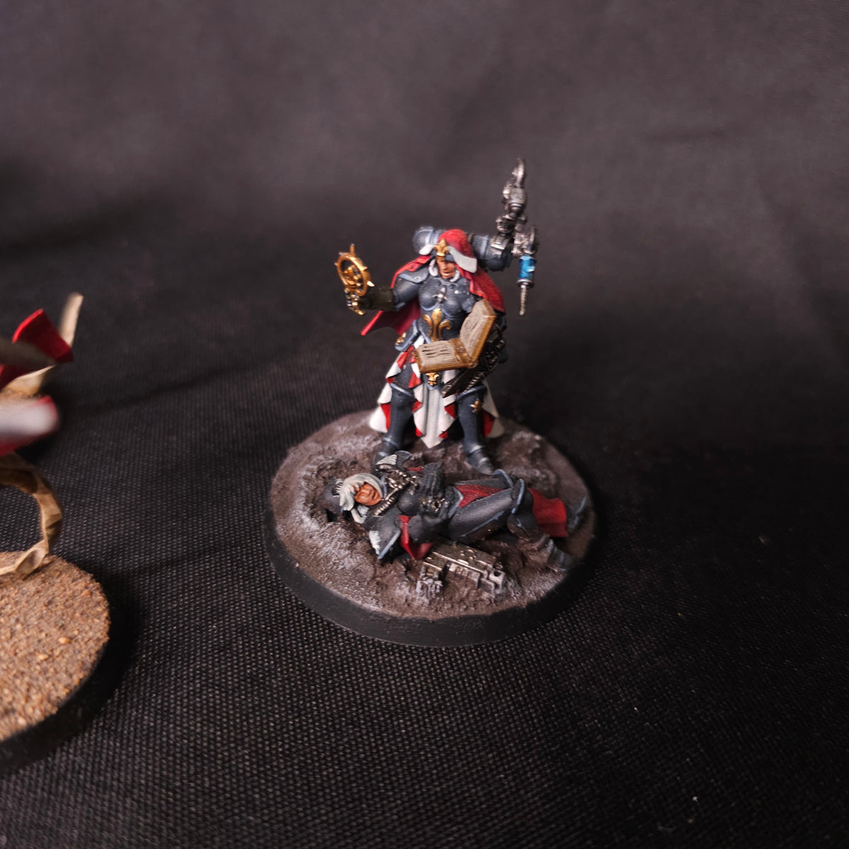 Warhammer 40,000 - Adepta Sororitas - Painted Character Collection with Saint Celestine
