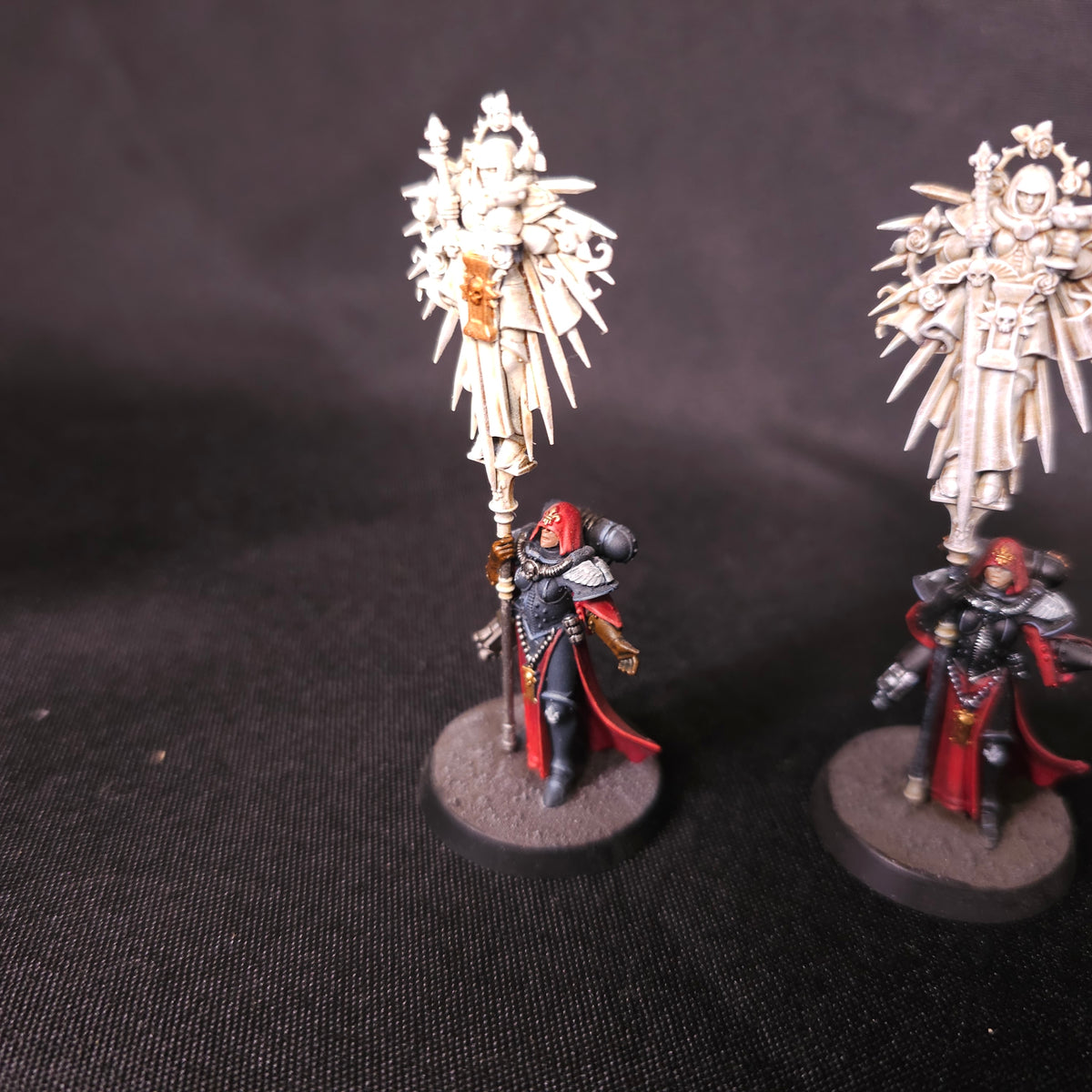 Warhammer 40,000 - Adepta Sororitas - Painted Character Collection with Saint Celestine