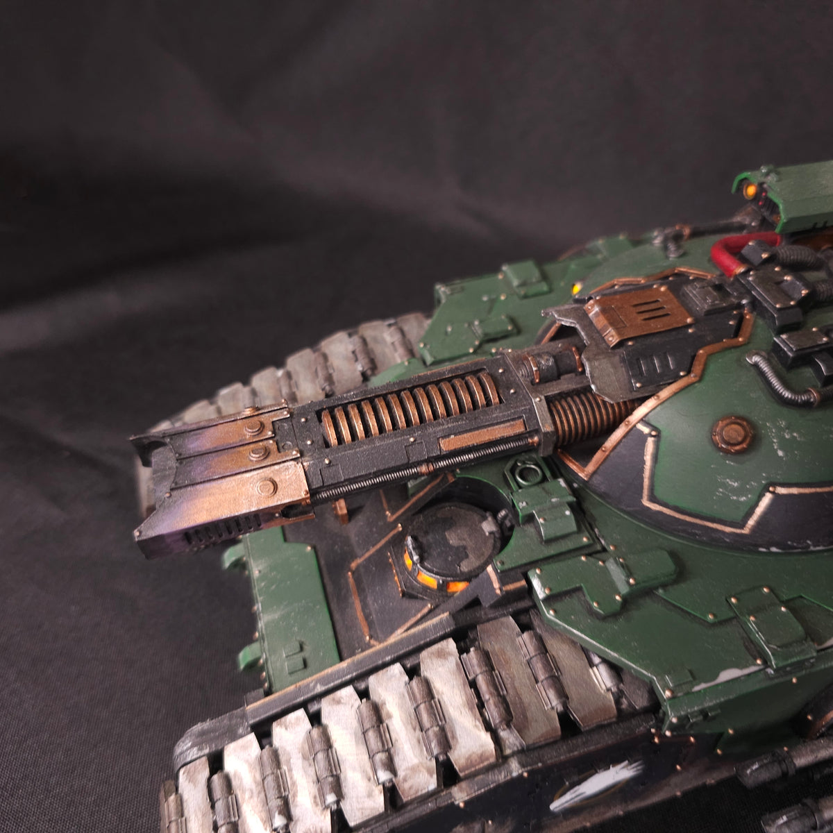 Horus Heresy - Salamanders - Forge World Resin Glaive Super-heavy Tank