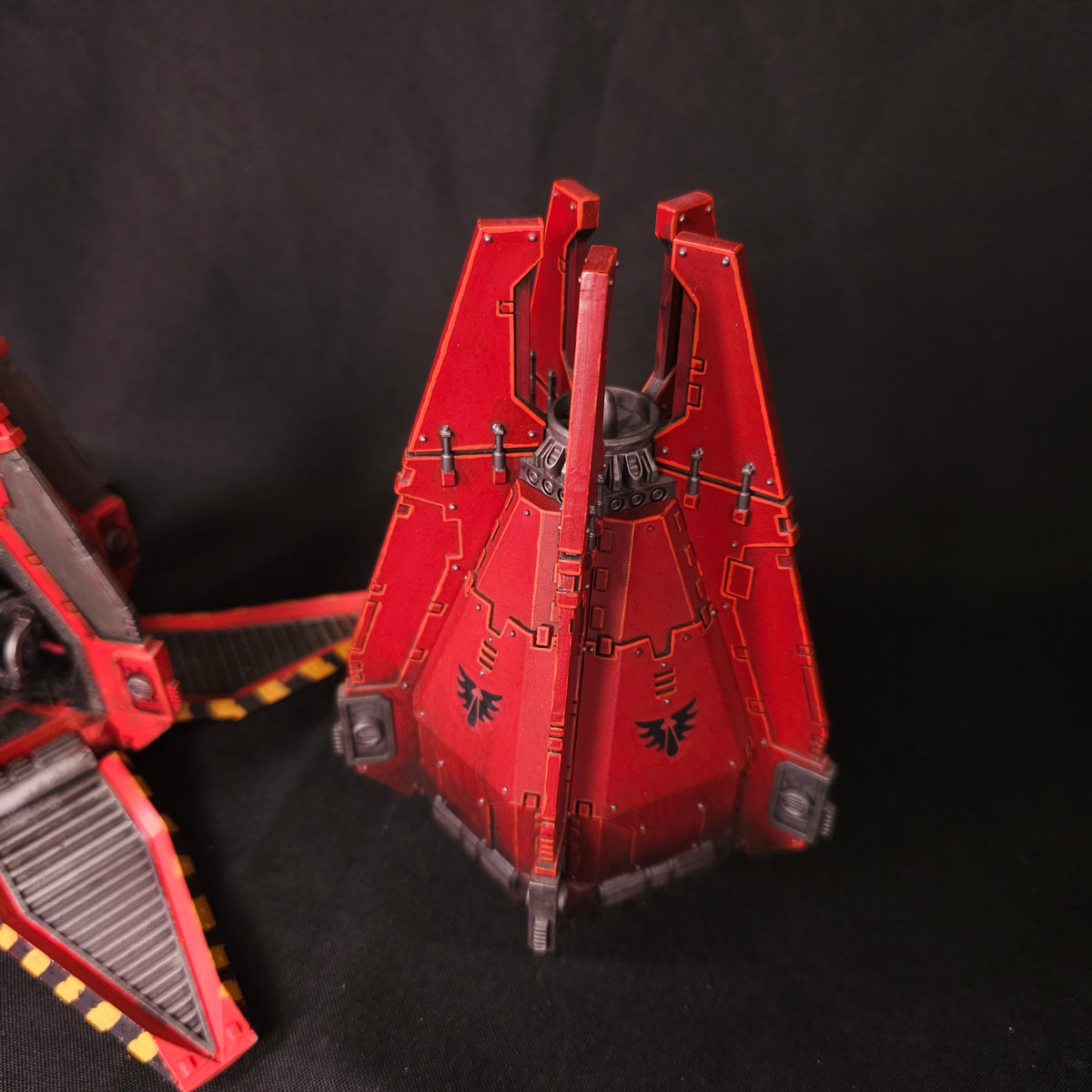 Warhammer 40,000 - Blood Angels - Painted Drop Pod Pair