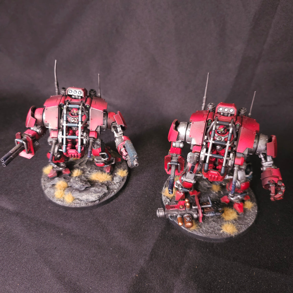 Warhammer 40,000 - Blood Angels - Painted Invictor Tactical Warsuits