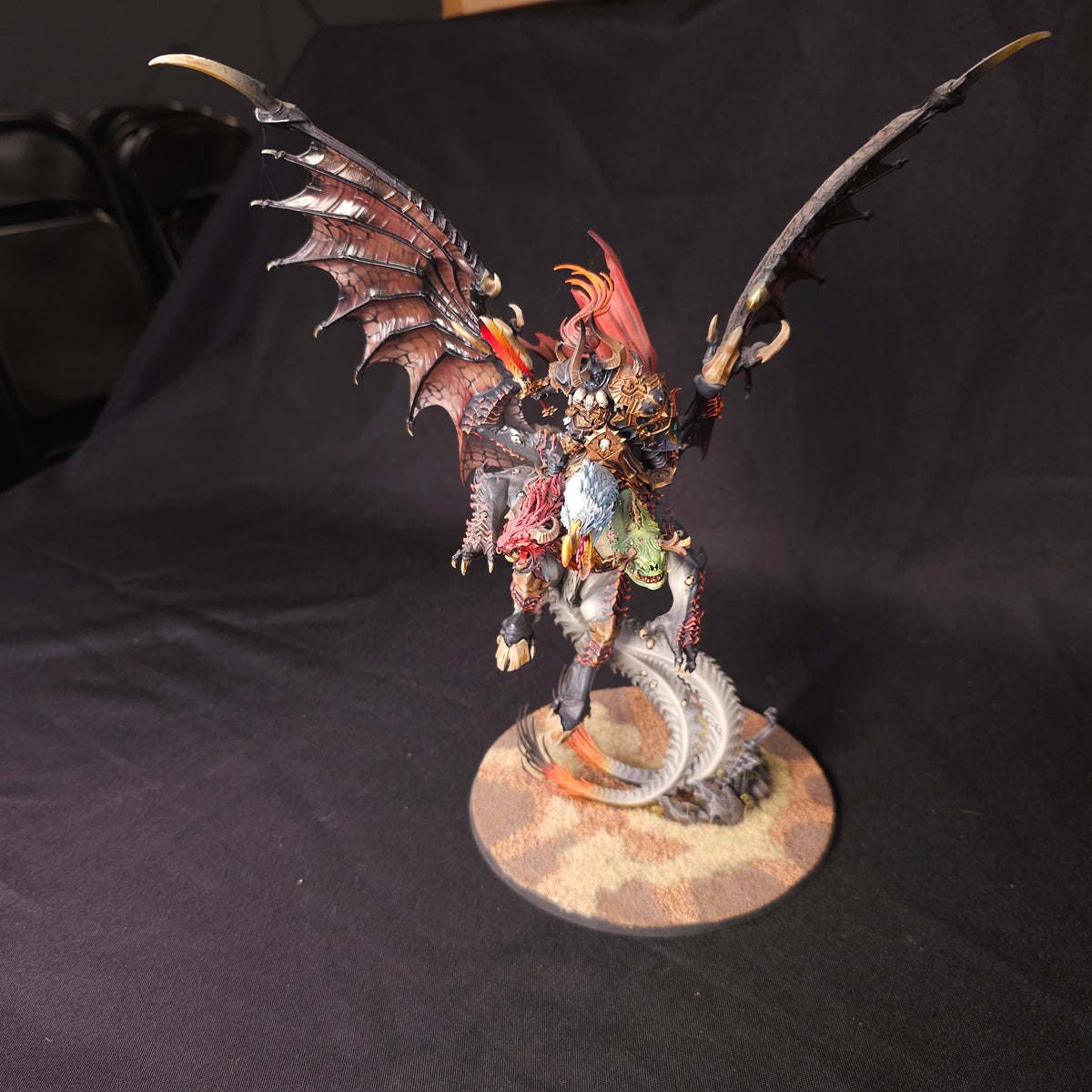 Age of Sigmar - Slaves to Darkness - Masterfully Painted Archaon on Dorghar