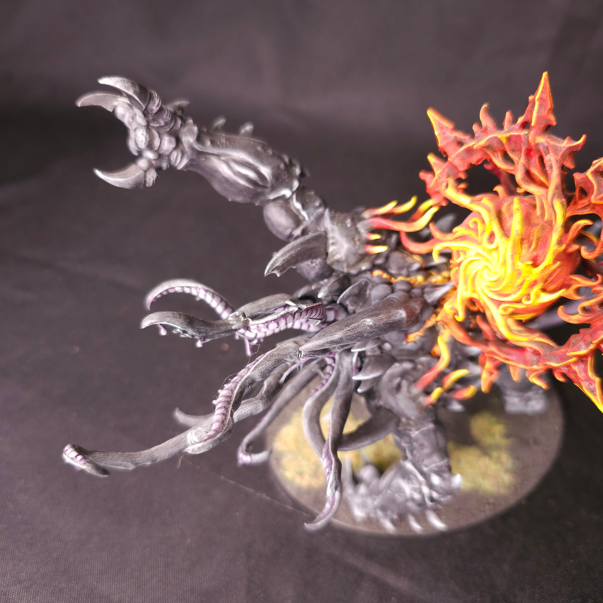 Age of Sigmar - Slaves to Darkness - Painted Mutalith Vortex Beast and Slaughterbrute Pair