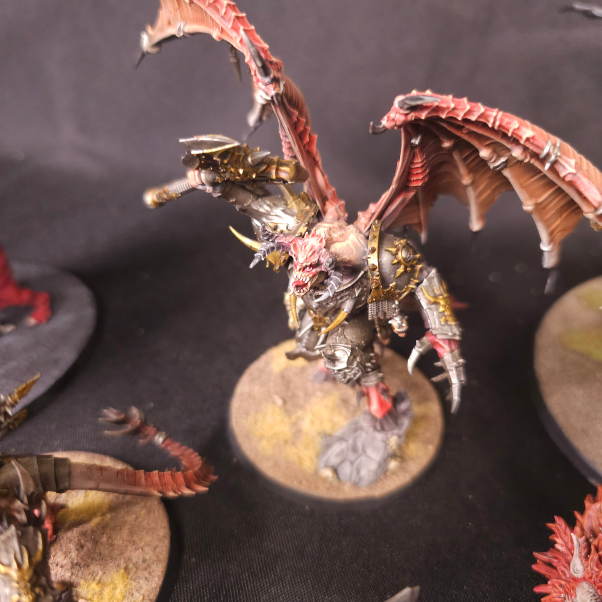 Age of Sigmar - Slaves to Darkness - Painted Converted Warshrine and Character Collection