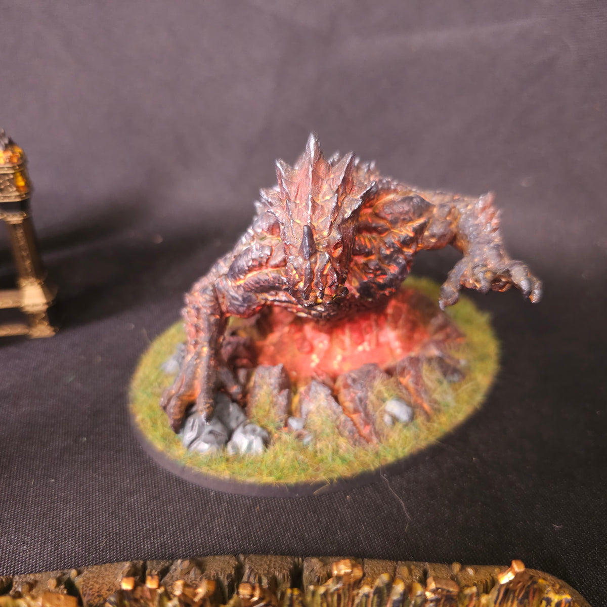 Age of Sigmar - Fyreslayers - Painted Magmic Battleforge and Invocations