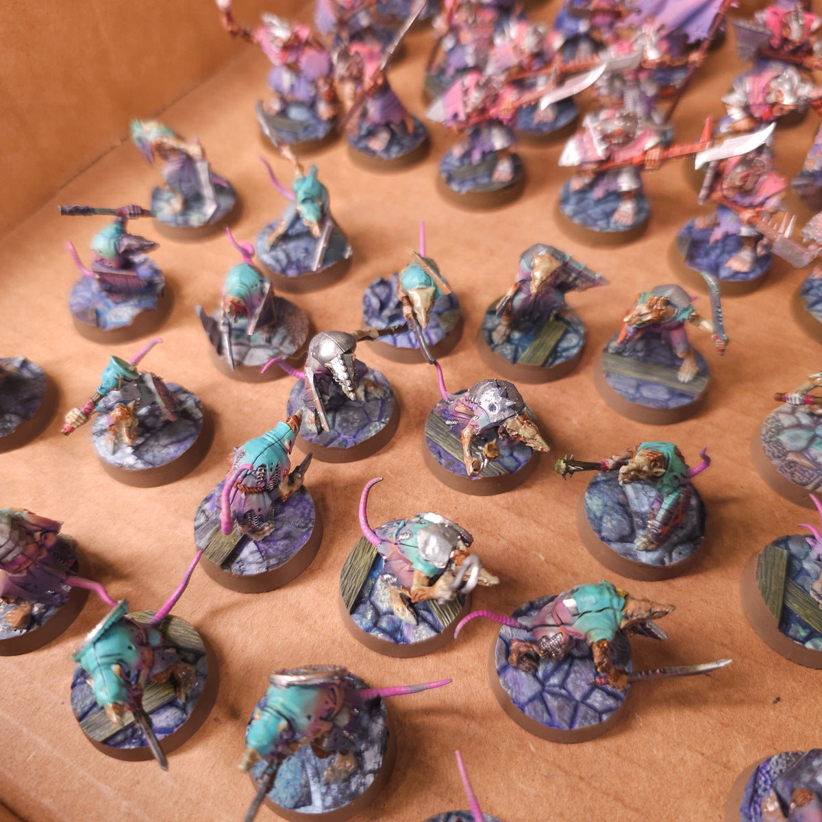 Age of Sigmar - Skaven - Pink And Purple Infantry