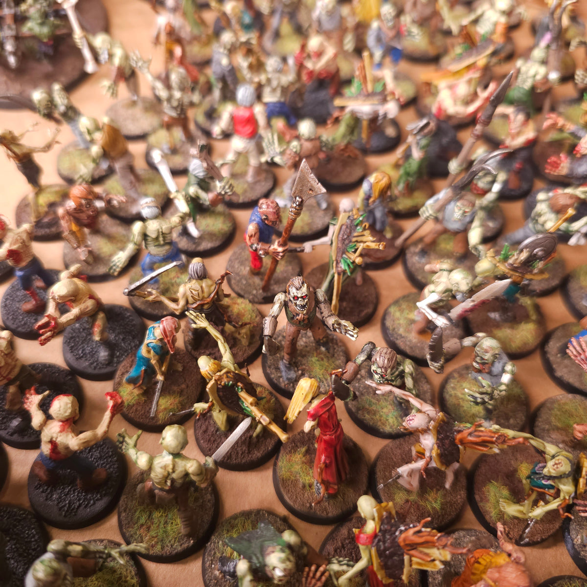 Age of Sigmar / The Old World - Soulblight Gravelords / Vampire Counts - Painted Zombie Horde and Corpse Carts