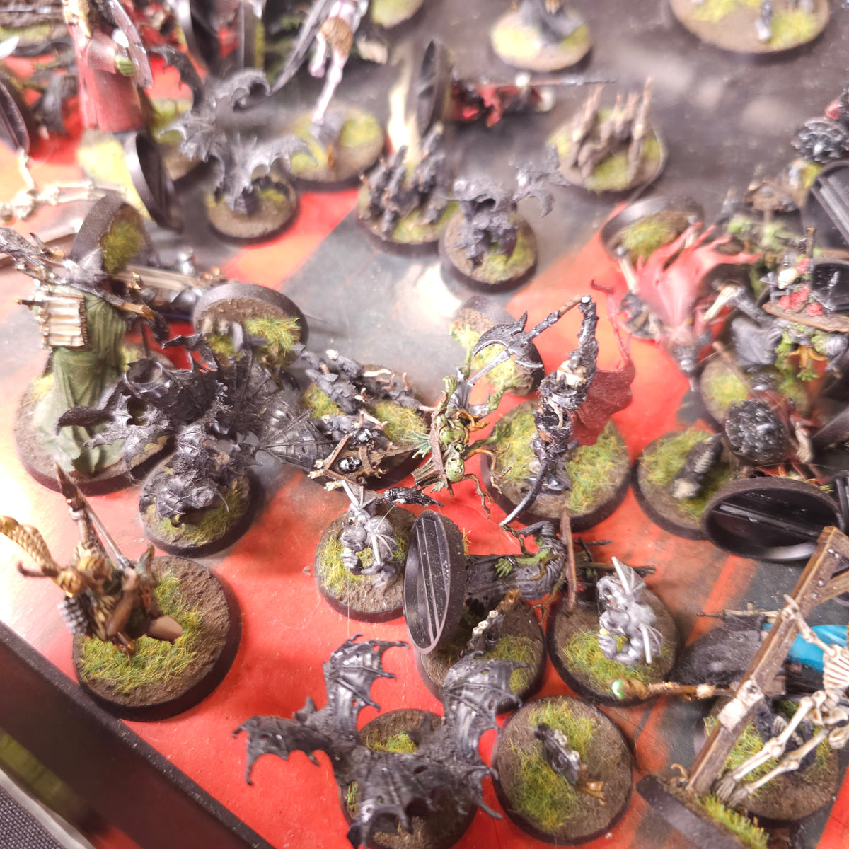 Warhammer Quest: Cursed City - Heroes and Undead - Painted Collection and Game Components