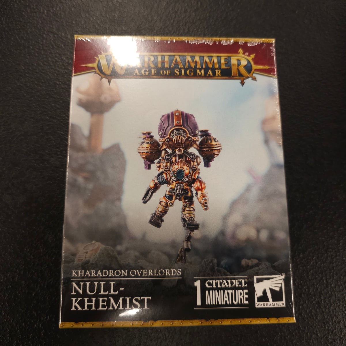 Actual box of Null-Khemist — lot 016