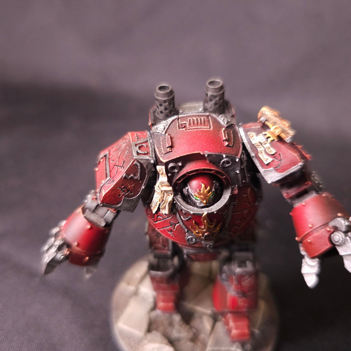 Word Bearers L025 — detail or alternate view 2