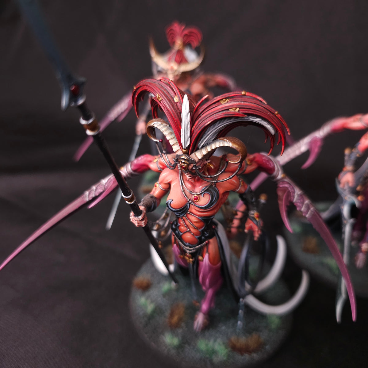 Hedonites of Slaanesh L044 — detail or alternate view 3