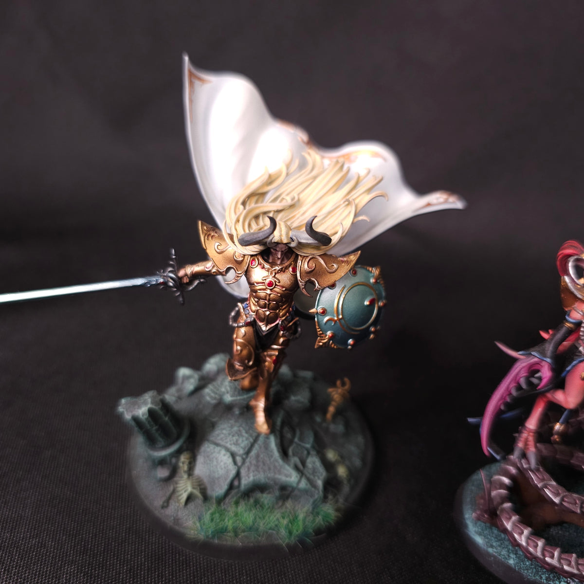 Hedonites of Slaanesh L047 — detail or alternate view 4