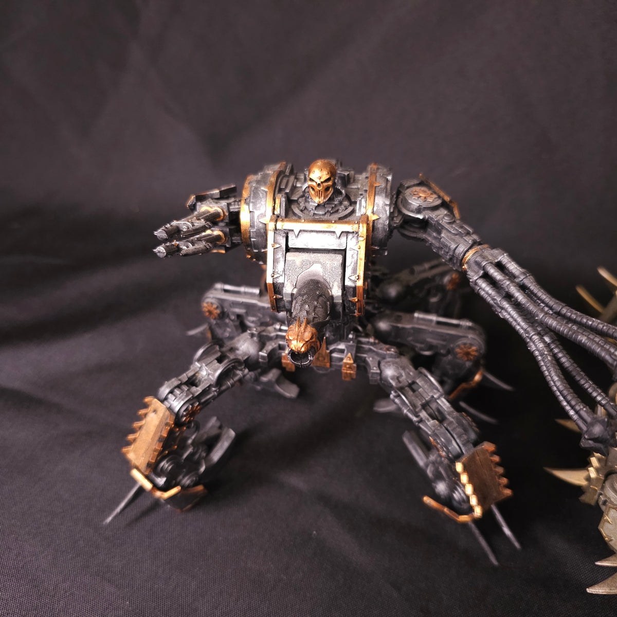 Painted Defiler Pair - Black and Bone - detail view 3