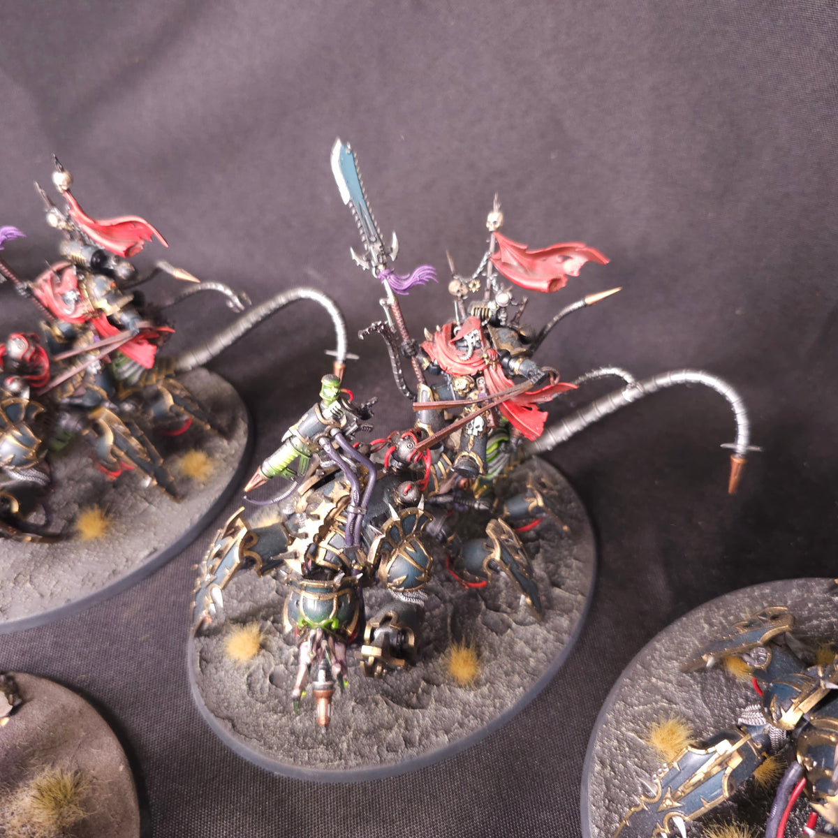 Painted Lords Discordant and Venomcrawlers - detail view 3