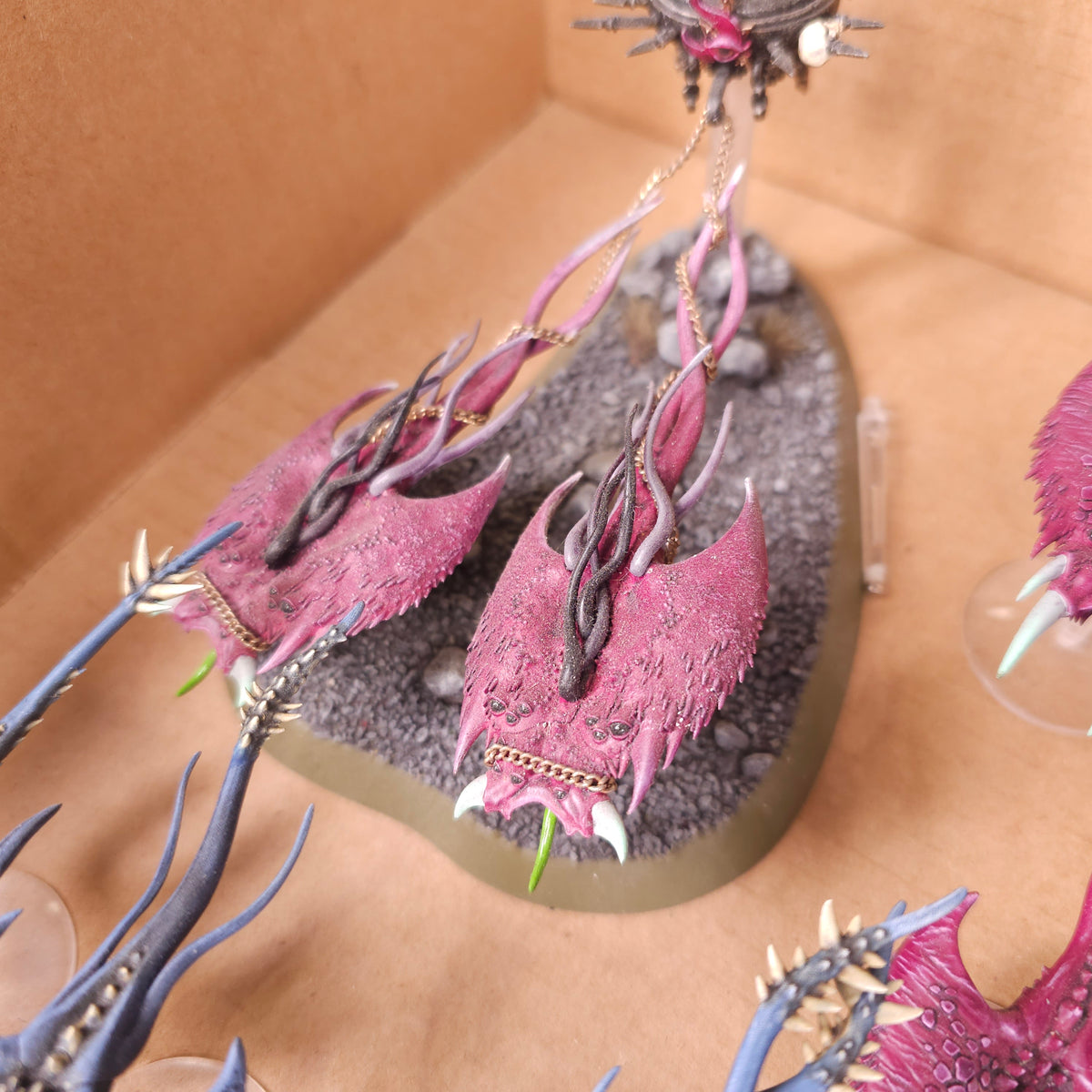 Painted Screamers and Herald Chariot - detail 3