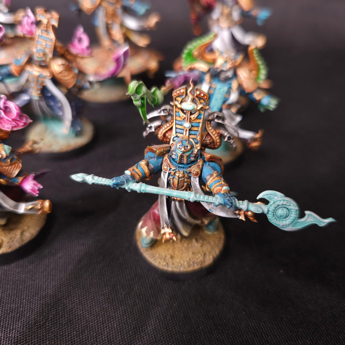 High-Quality Painted Sorcerers and Ahriman - detail 1