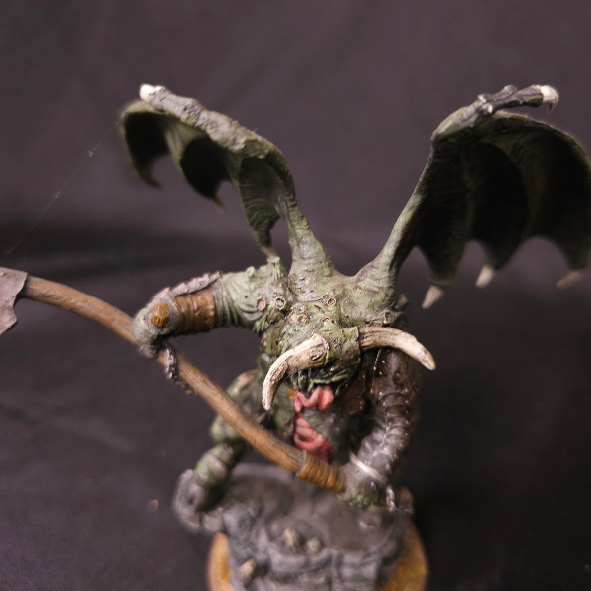 Painted Nurgle-Themed Winged Monster - Unidentified Model - detail 1