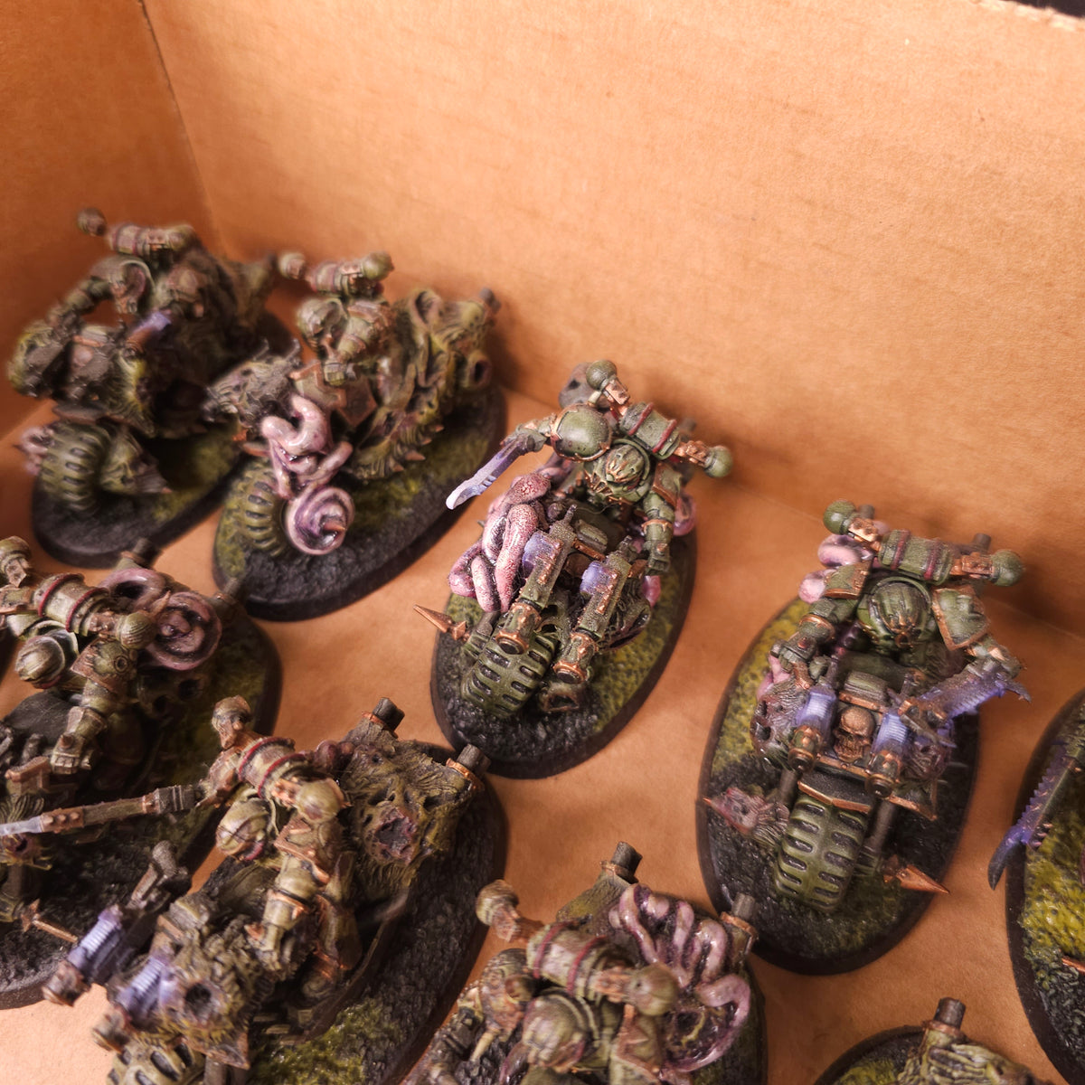 Converted Nurgle Bikers - photograph 5, alternate view or detail