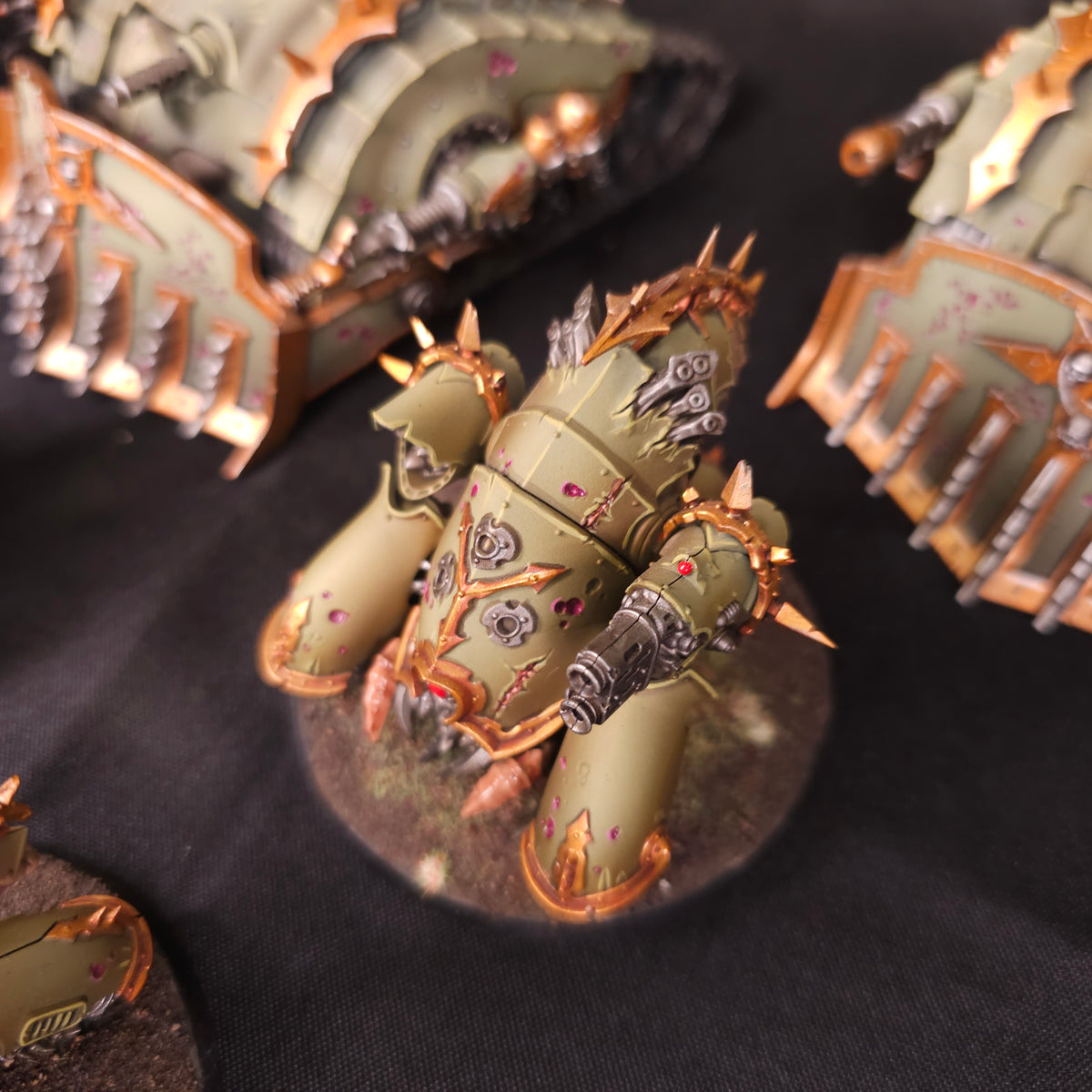 Plagueburst Crawlers and Blight-Haulers - photograph 3, alternate view or detail