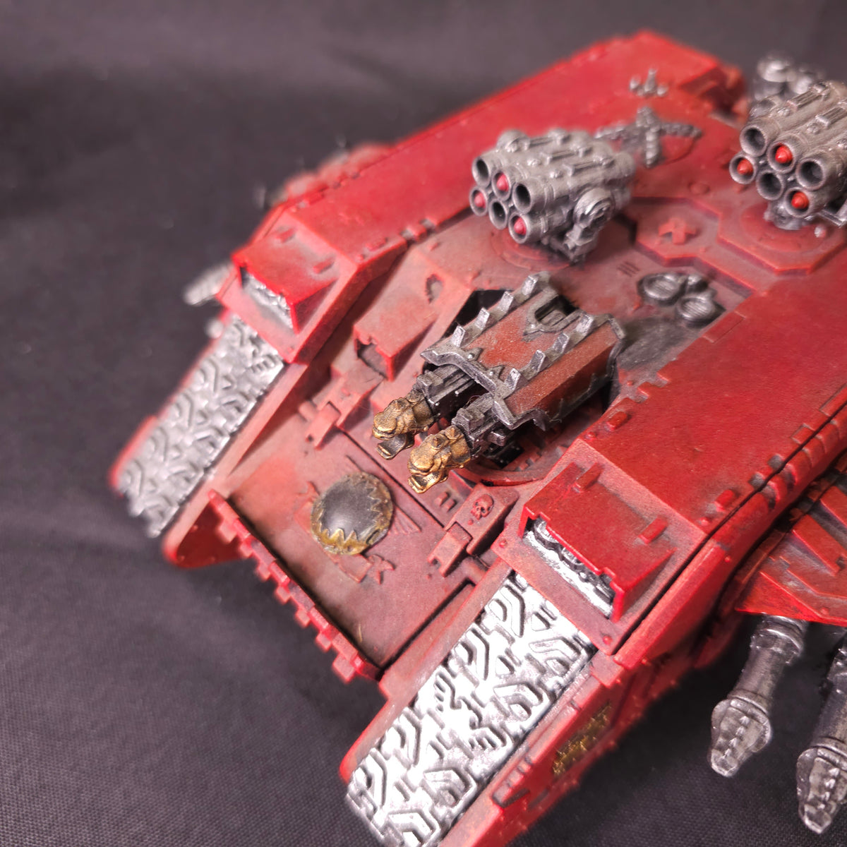 Painted Chaos Land Raider - detail view 2