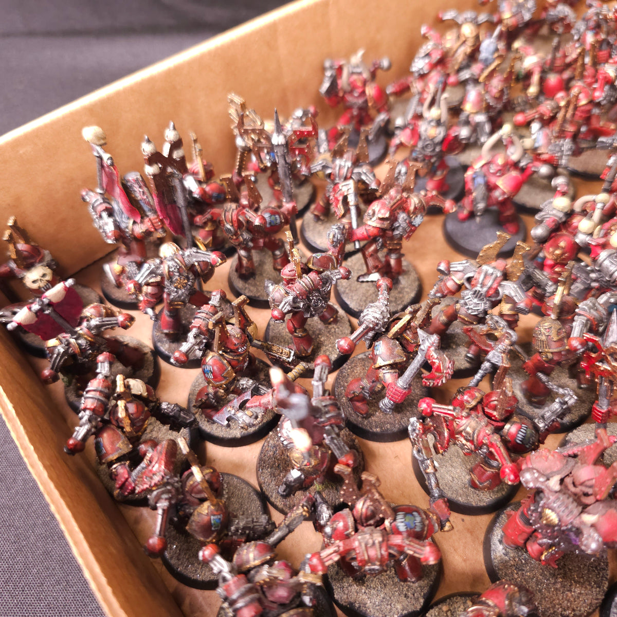 Khorne Berzerkers and Chaos Marine Infantry - detail view 2