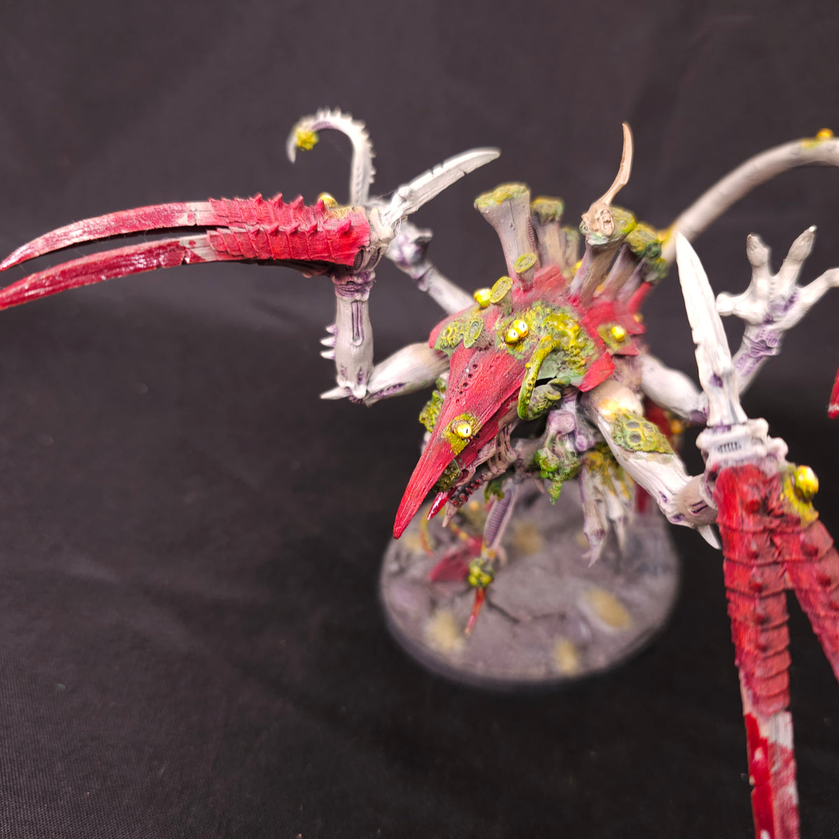 Tyranids Nurgle Converted Dimachaeron, detail view 1
