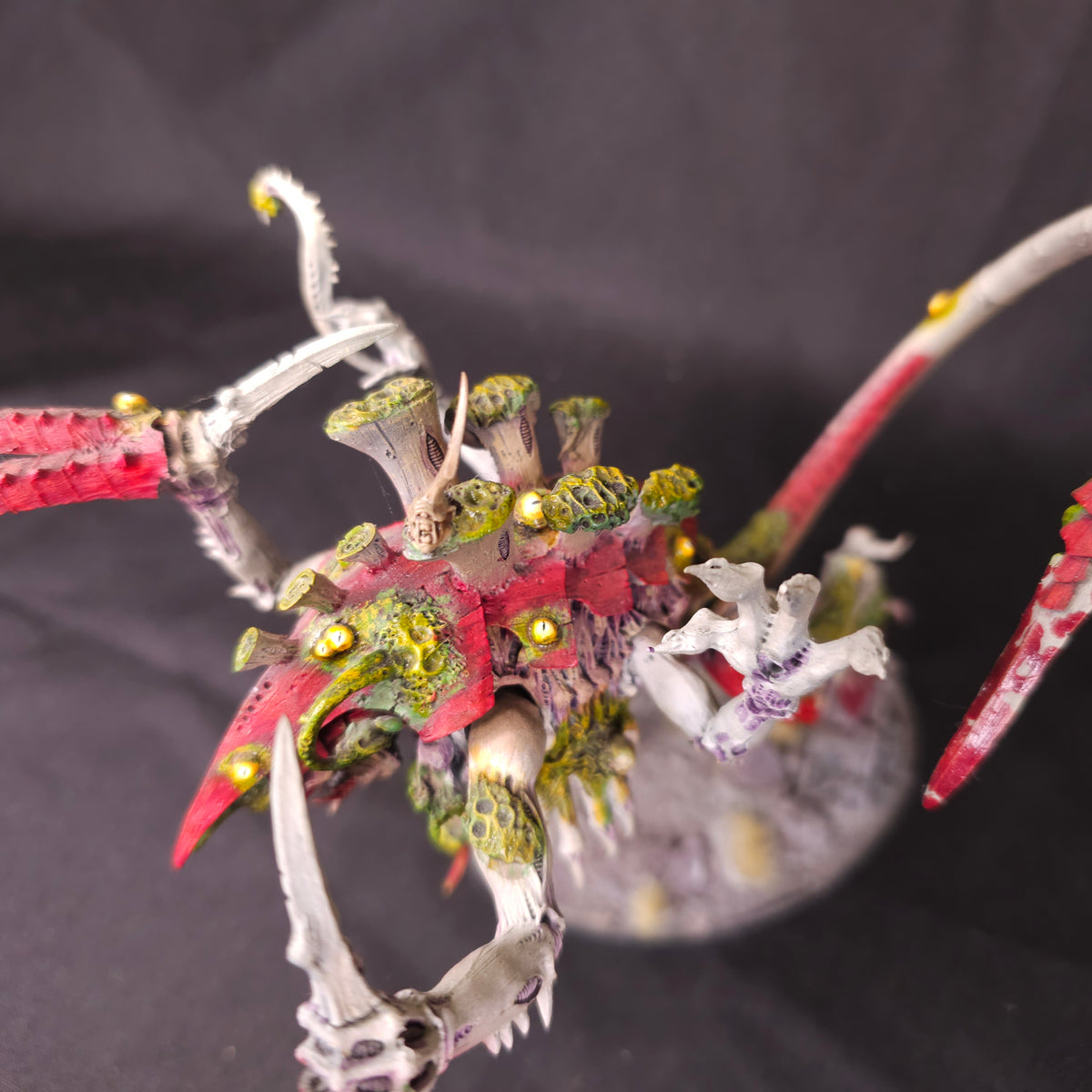 Tyranids Nurgle Converted Dimachaeron, detail view 2