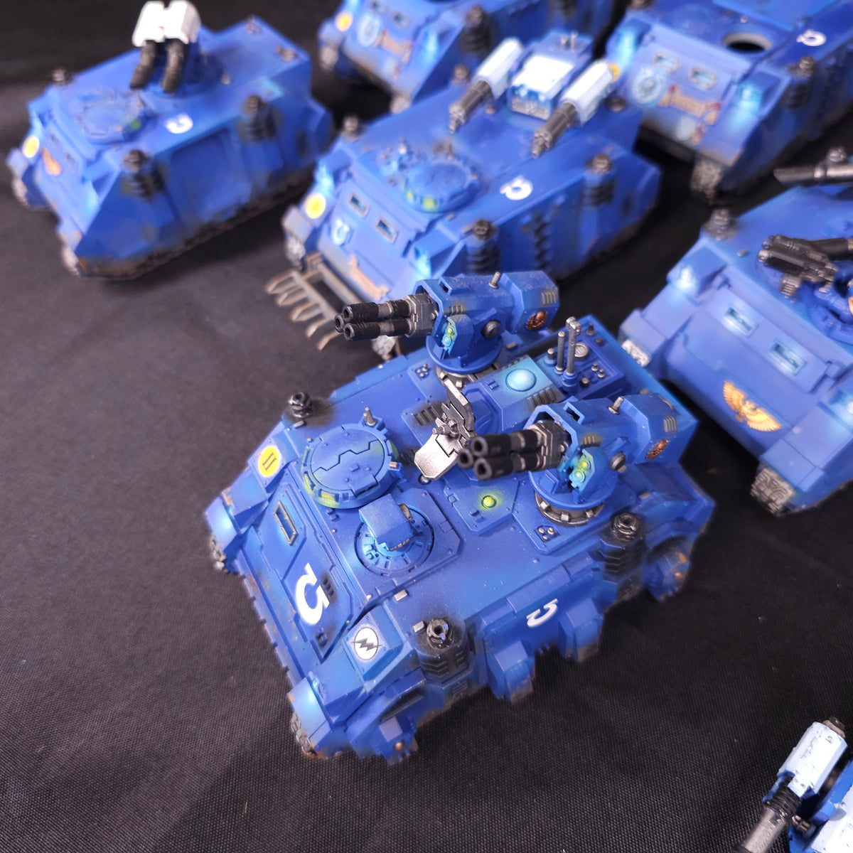 Ultramarines Rhino Razorback and Support Vehicle Group, detail view 1