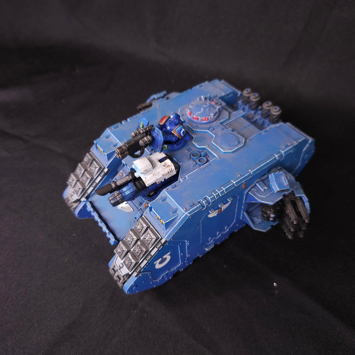 Ultramarines Land Raider Crusader, full lot overview