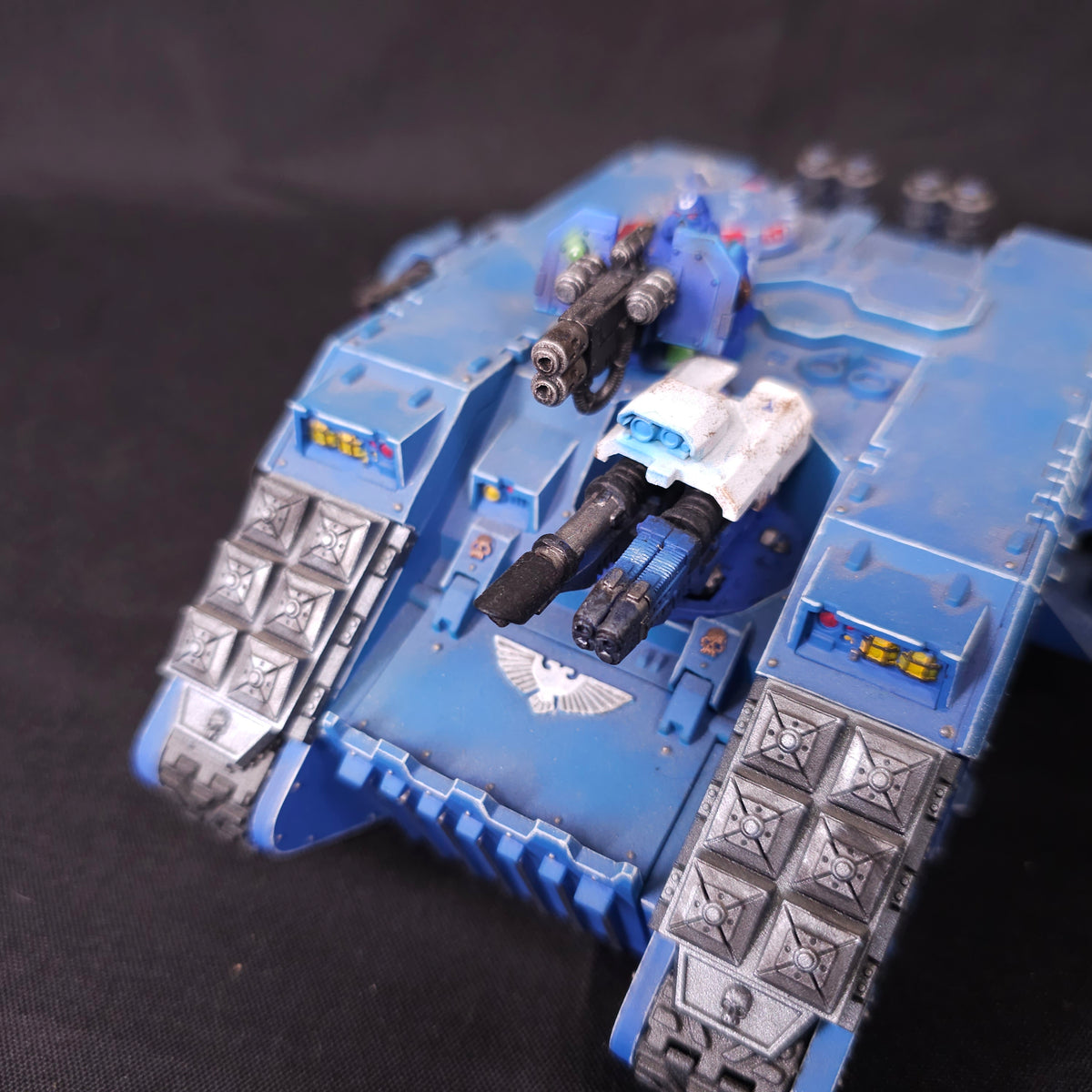 Ultramarines Land Raider Crusader, detail view 3