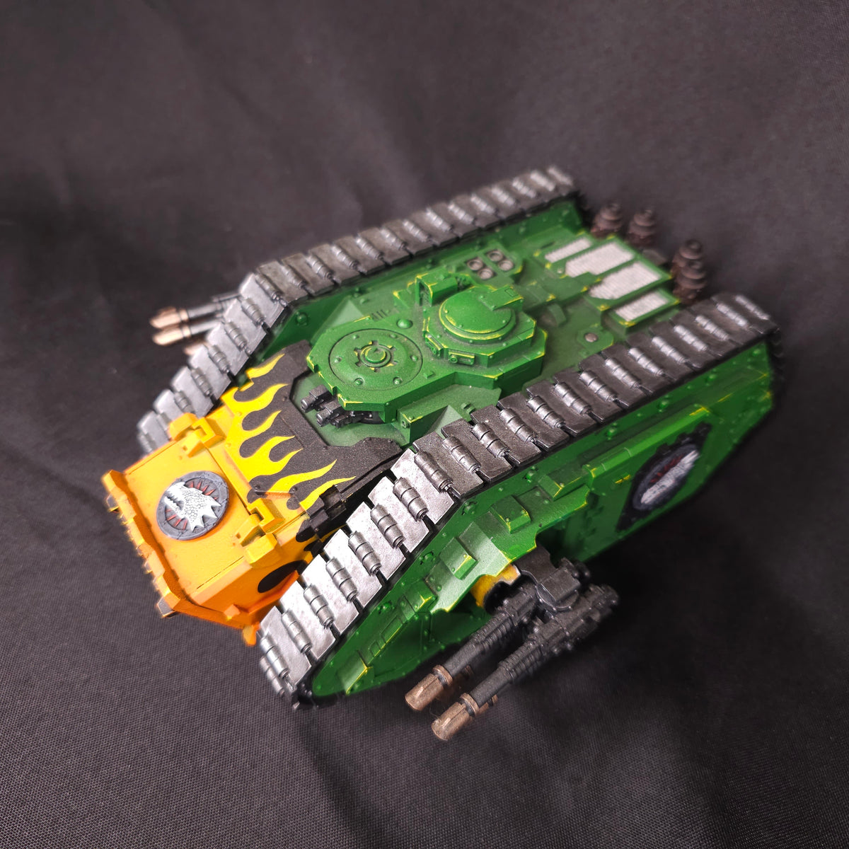 Salamanders - Land Raider Proteus - full lot overview