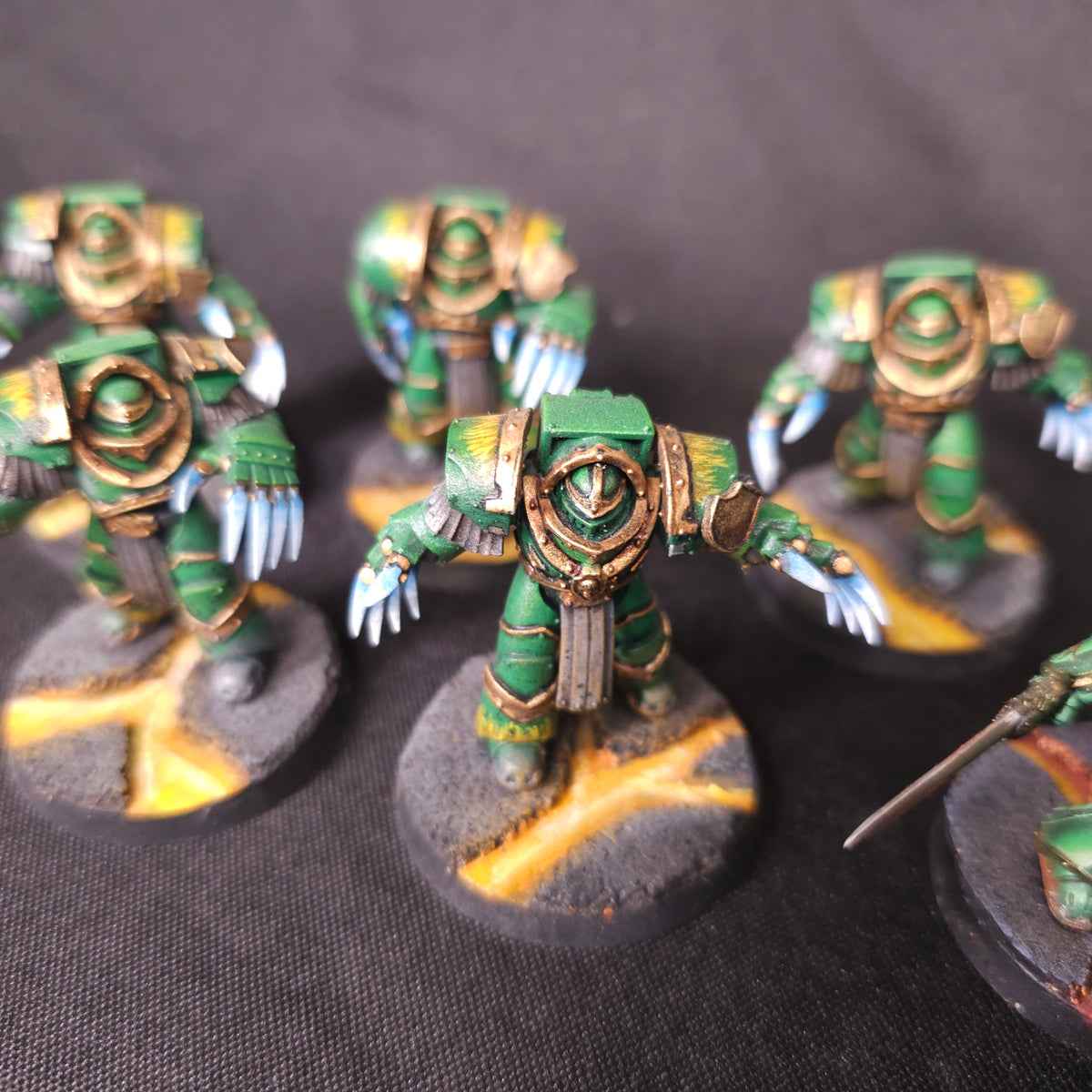 Salamanders - Cataphractii Terminators and Praetor - alternate or detail view 3