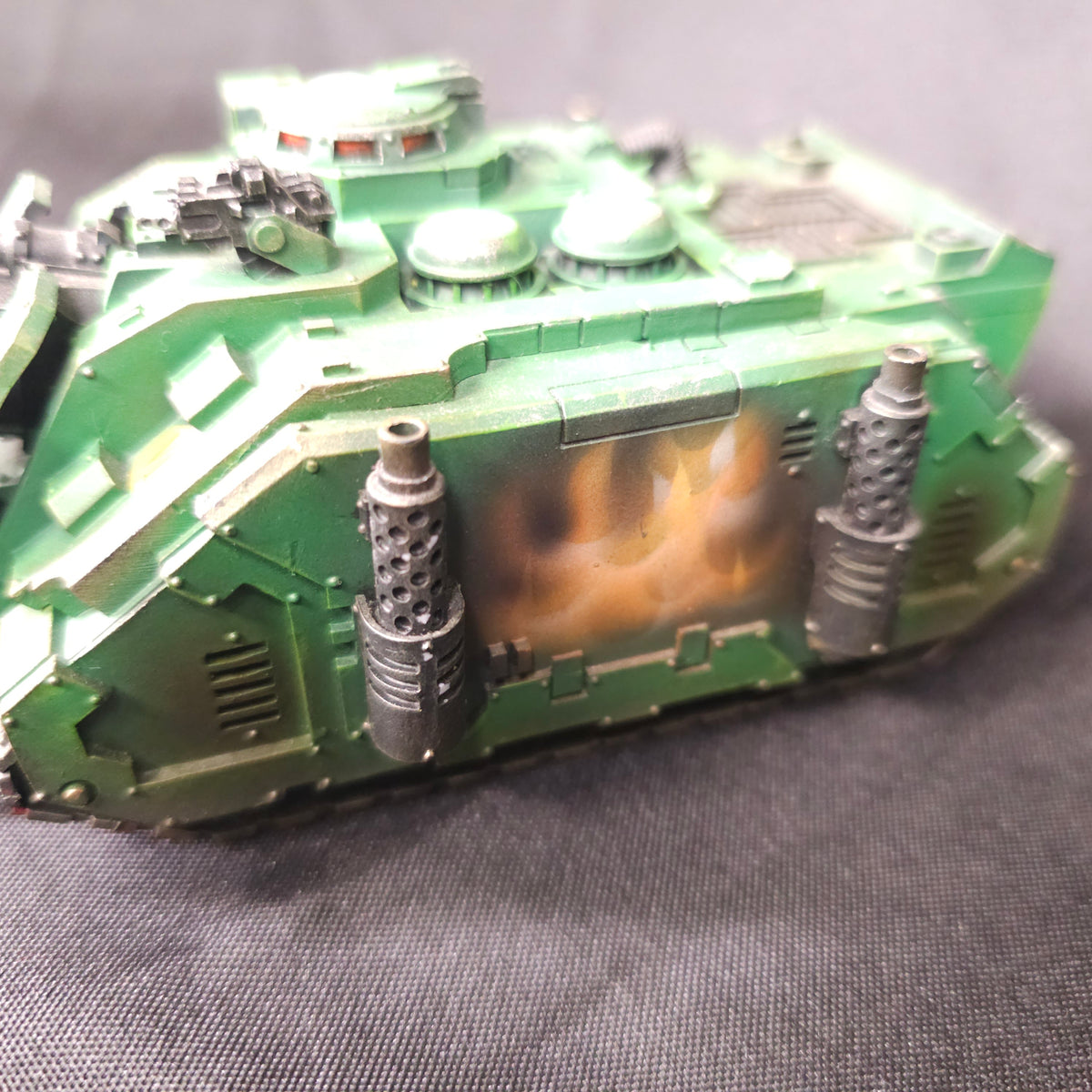 Salamanders - Vindicator Siege Tank - alternate or detail view 2
