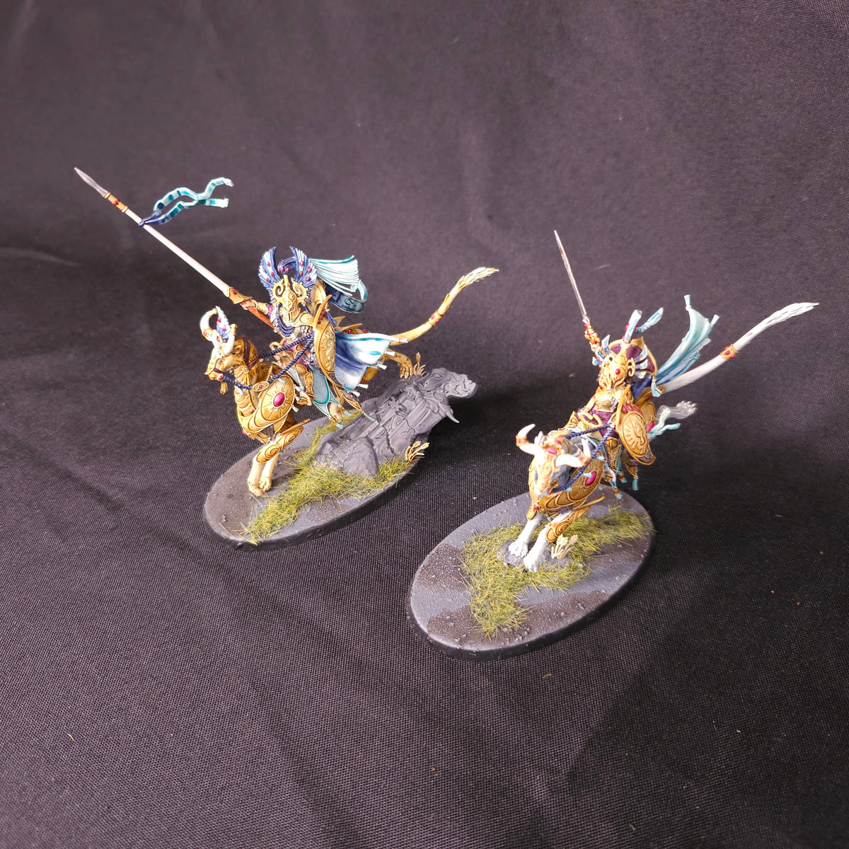 Lumineth Realm-lords - Mounted Regent Pair - full lot overview