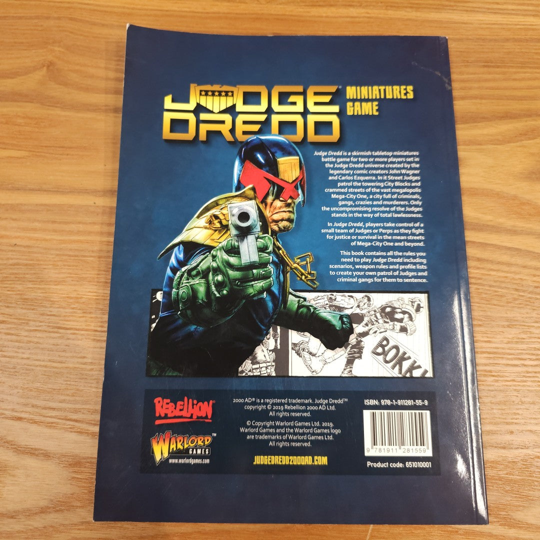 Judge Dredd Miniatures Game - Rulebook - 2019 rules; 2019 — photo 2 of 2