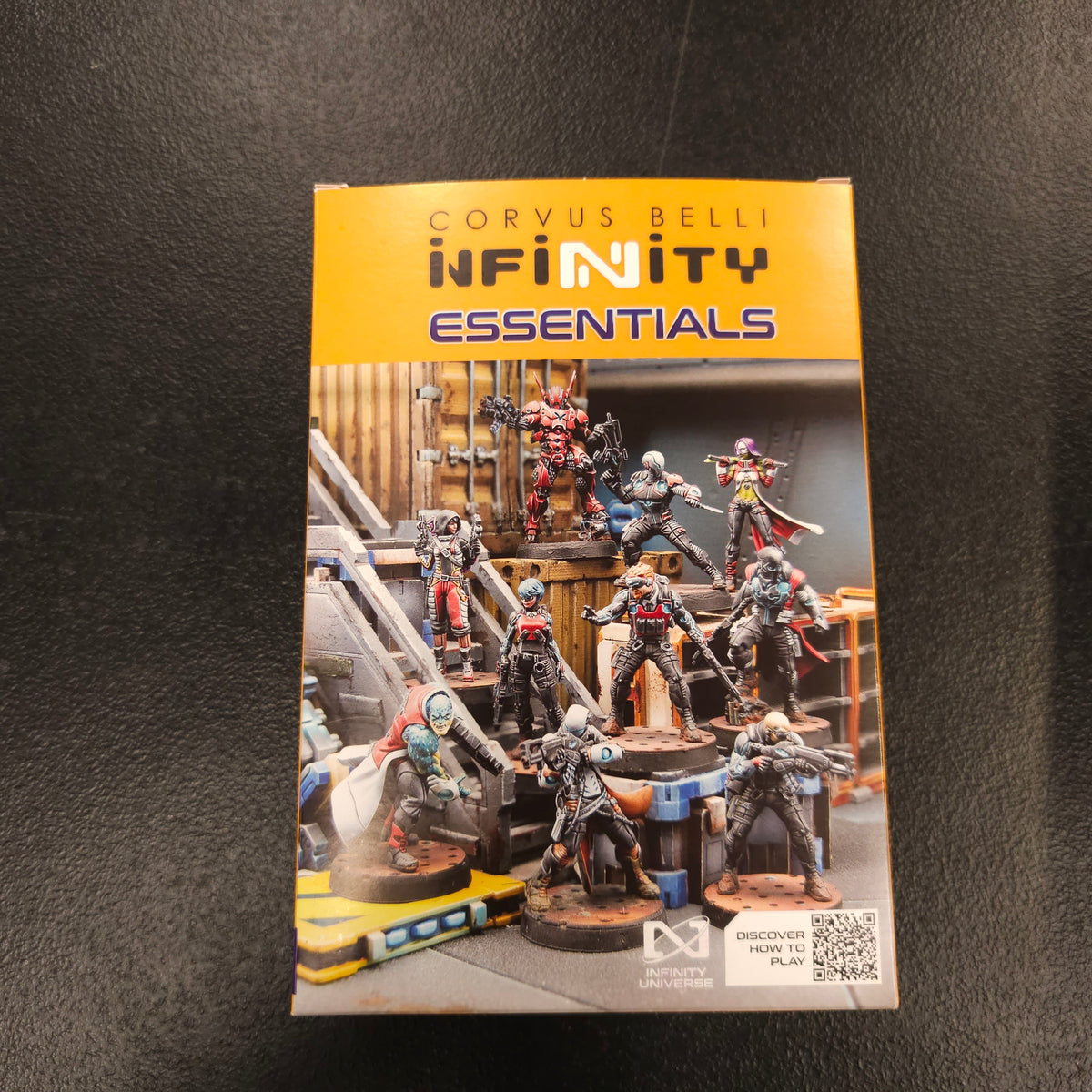 Essentials Nomads Action Pack - back packaging