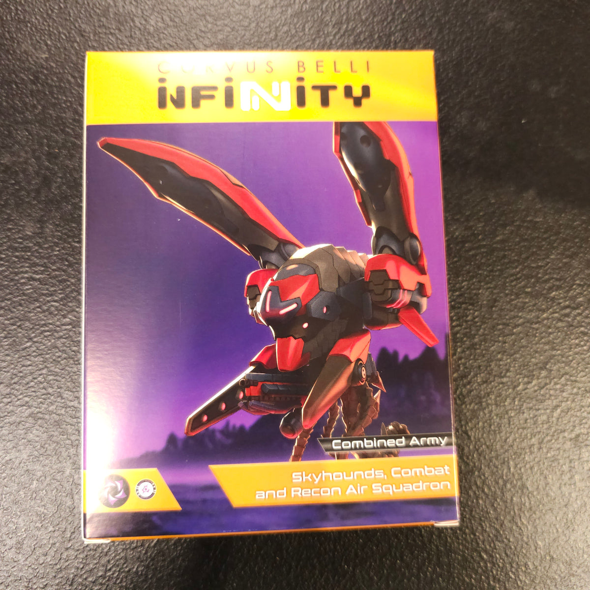 Skyhounds, Combat and Recon Air Squadron - back packaging