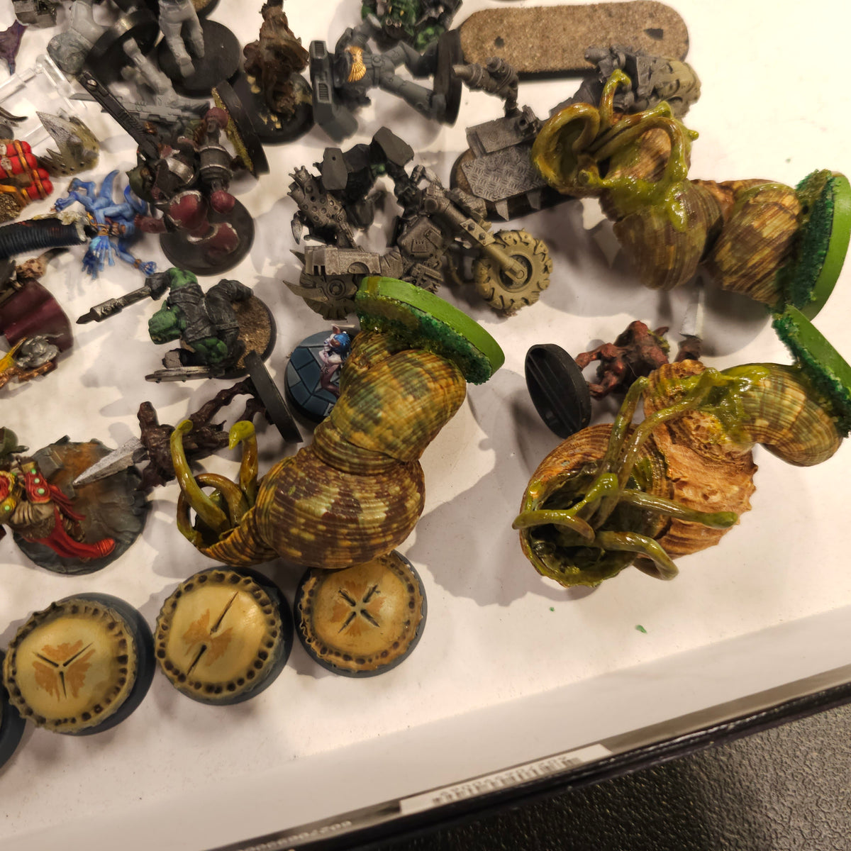 Random Bits Box - Monsters, Wings and Mixed Miniatures - contents view 5